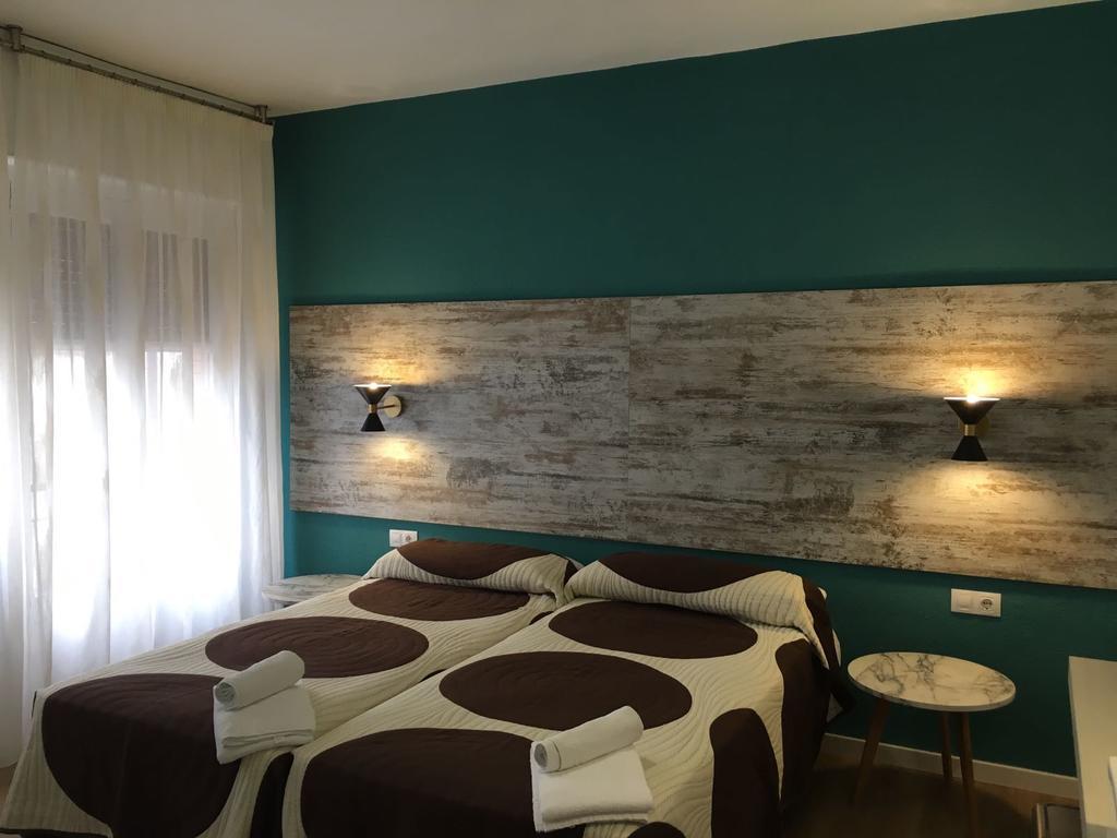 Roomconcept Hostel Santo Domingo De La Calzada Exterior photo